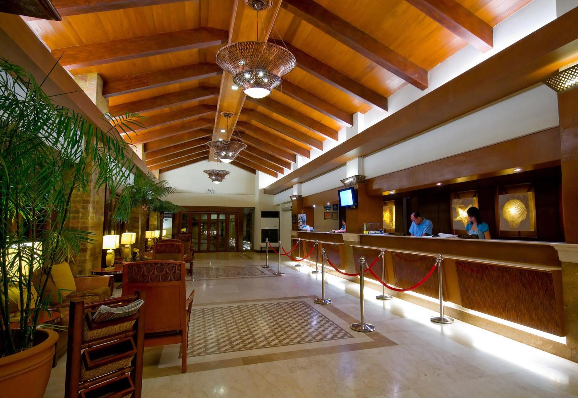 Henann Regency Resort And Spa Balabag  Esterno foto